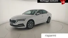 Bianco luna metallizzato Usata 2021 Skoda Octavia Style Tre volumi | 15.900 € (Super prezzo)