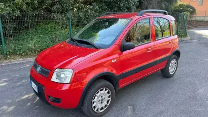 Usata Fiat Panda 4x4 Climbing 60 CV (44 kW) 2006 Rosso Utilitaria