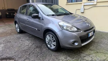 Usata Renault Clio II 75 CV (55 kW) 2011 Other Berlina