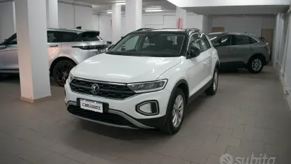 Usata VW T-Roc Style 116 CV (85 kW) 2024 Bianco SUV