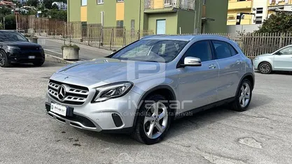 Gray Usata 2019 Mercedes GLA200 SUV | 19.990 € (Ottimo prezzo)