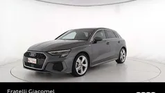 Grigio daytona perla Usata 2024 Audi A3 S-Line Tre volumi | 32.800 € (Ottimo prezzo)
