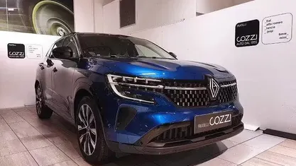 Usata Renault Austral Techno 130 CV (95 kW) 2025 Blu SUV