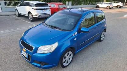 Usata Chevrolet Aveo 82 CV (60 kW) 2011 Blu Berlina