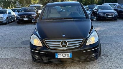 Usata Mercedes B150 Chrome 95 CV (69 kW) 2006 Nero Monovolume