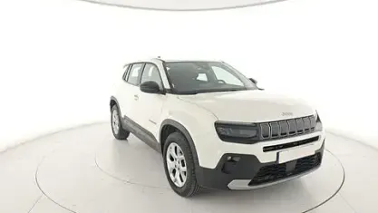 Usata Jeep Avenger Altitude 101 CV (74 kW) 2025 Bianco SUV