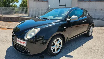 Usata Alfa Romeo MiTo Distinctive 95 CV (69 kW) 2011 Nero Utilitaria