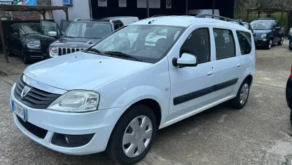 Usata Dacia Logan MCV Ambiance 84 CV (61 kW) 2011 Bianco Station wagon