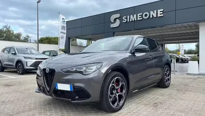 Usata Alfa Romeo Stelvio Veloce 210 CV (154 kW) 2024 Grigio SUV