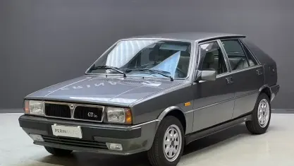 Usata Lancia Delta 109 CV (80 kW) 1987 Grigio Utilitaria