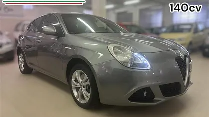Gray Usata 2012 Alfa Romeo Giulietta Due volumi | 6300 € (Buon prezzo)