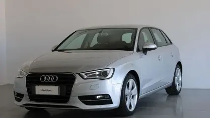 Begagnad Audi A3 Ambition 116 HK (85 kW) 2014 Halvkombi
