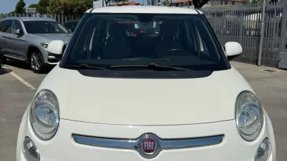 Usata Fiat 500L Lounge 95 CV (69 kW) 2015 Bianco Monovolume