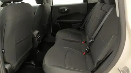 Usata Jeep Compass Limited 140 CV (102 kW) 2019 Bianco SUV