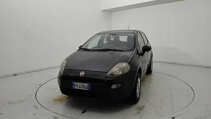 Usata Fiat Punto Easy 69 CV (50 kW) 2013 Nero Utilitaria