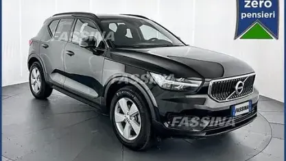 Usata Volvo XC40 Momentum 129 CV (94 kW) 2022 Nero SUV
