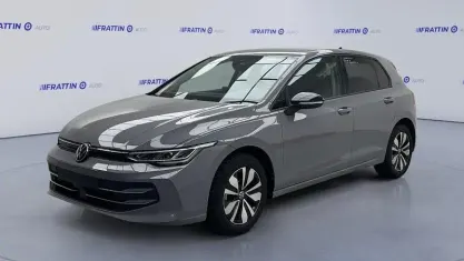Usata VW Golf VIII Life 116 CV (85 kW) 2025 Moonstone grey [c2c2]  pastel Berlina