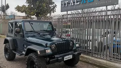 Usata Jeep Wrangler Sahara 177 CV (130 kW) 2005 SUV