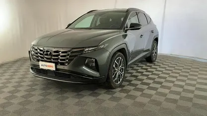 Grigio Usata 2021 Hyundai Tucson SUV | 24.799 € (Buon prezzo)