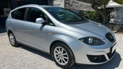 Usata Seat Altea XL Style 105 CV (77 kW) 2011 Argento Monovolume