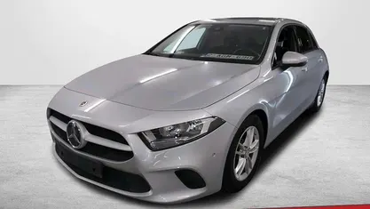 Argento Usata 2021 Mercedes A180 Business Tre volumi | 21.800 € (Ottimo prezzo)