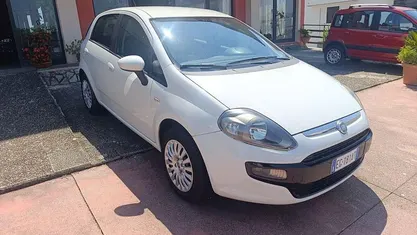 Usata Fiat Punto Evo Active 65 CV (47 kW) 2011 Nessuno Utilitaria