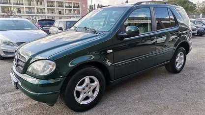 Verde Usata 2000 Mercedes ML270 SUV | 9890 €