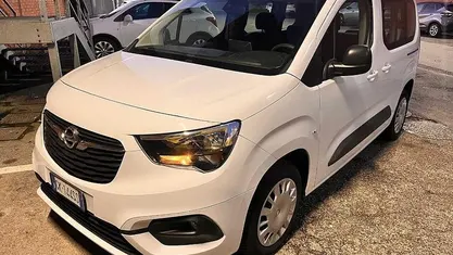 Usata Opel Combo Life Edition+ 102 CV (75 kW) 2022 Bianco