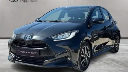 Usata Toyota Yaris Hybrid Trend 116 CV (85 kW) 2022 Nero Berlina