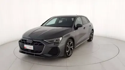 Usata Audi A3 Sportback e-tron S-Line 150 CV (110 kW) 2025 Grigio metallizzato Utilitaria