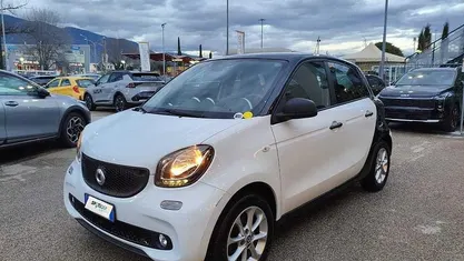 Bianco Usata 2018 Smart ForFour Utilitaria | 10.900 € (Buon prezzo)