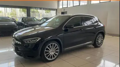 Usata Mercedes GLA220 AMG line 190 CV (139 kW) 2021 Nero SUV