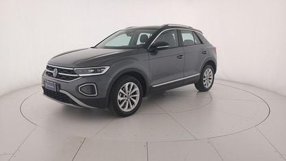 Usata VW T-Roc Style 116 CV (85 kW) 2025 Indium grey metallizzato nero SUV
