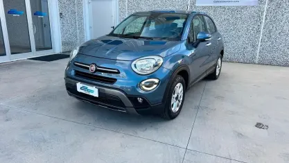 Begagnad Fiat 500X Cross 120 HK (88 kW) 2018 Blå SUV