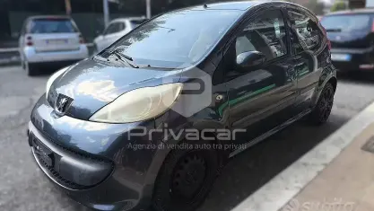 Usata Peugeot 107 68 CV (50 kW) 2006 Grigio Utilitaria