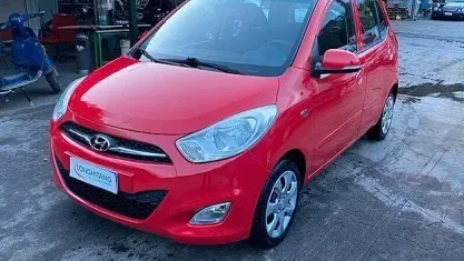 Usata Hyundai i10 69 CV (50 kW) 2011 Rosso Utilitaria