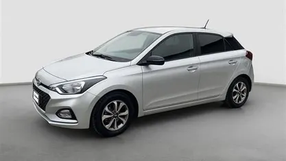 Usata 2021 Hyundai i20 Monovolume | 11.500 € (Buon prezzo)