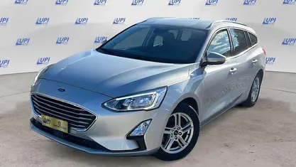 Argento Usata 2019 Ford Focus ST-Line Tre volumi | 13.300 € (Super prezzo)