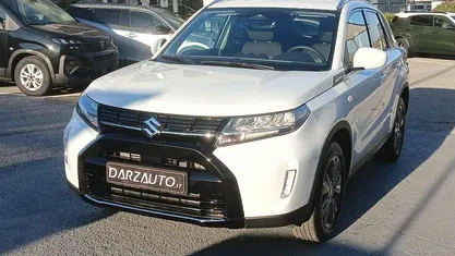 Usata 2025 Suzuki Vitara Cool SUV | 25.950 € (Buon prezzo)