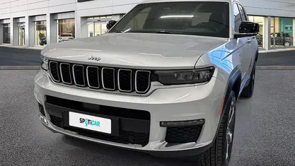Usata 2024 Jeep Grand Cherokee Limited SUV | 67.900 €