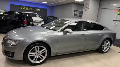 Begagnad Audi A7 Business 204 HK (150 kW) 2011 Grå Halvkombi
