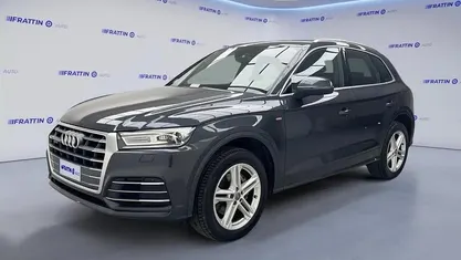 Usata Audi Q5 Sport 190 CV (139 kW) 2019 Grigio SUV