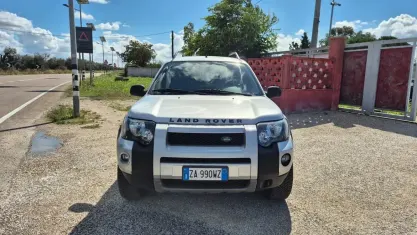 Usata Land Rover Freelander S 111 CV (81 kW) 2005 Argento SUV