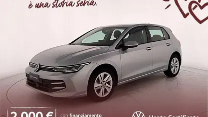 Usata VW Golf Life 116 CV (85 kW) 2025 Dolomite silver metallizzato Berlina