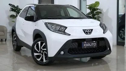 Käytetty Toyota Aygo X Trend 72 HP (52 kW) 2025 Valkoinen Katumaasturi