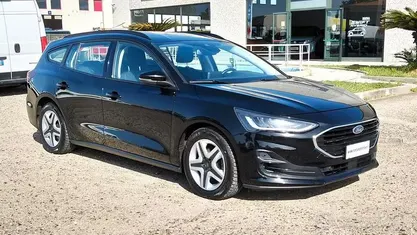 Usata Ford Focus Business Edition 120 CV (88 kW) 2022 Nero Station wagon