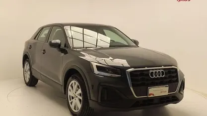Usata Audi Q2 Business 116 CV (85 kW) 2022 Grigio manhattan SUV