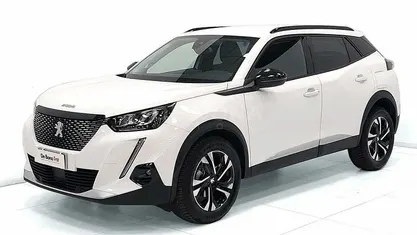 Usata 2022 Peugeot 2008 Allure SUV | 18.890 € (Buon prezzo)