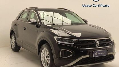 Käytetty VW T-Roc Life 150 HP (110 kW) 2024 Katumaasturi