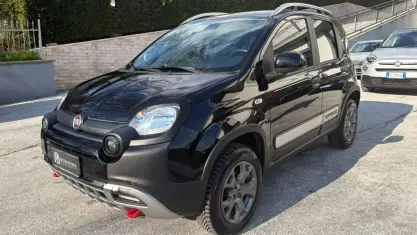 Usata Fiat Panda Cross Cross 85 CV (62 kW) 2020 Nero Utilitaria